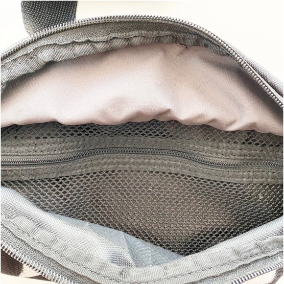 NIKE Black Unisex Heritage Rebel Graffiti Belt Bag 90’s Streetwear - Picture 6 of 10